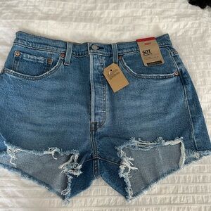 LEVIS DENIM SHORTS